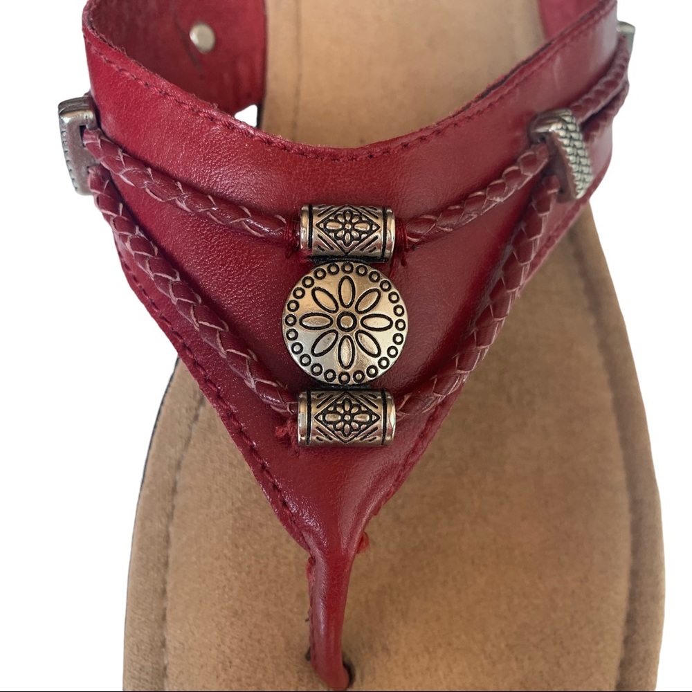 Minnetonka Red Leather Flip Flop Thong Sandals Silver Western